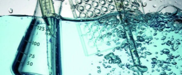 Agua envasada vs. agua del grifo: ¿Cuál tiene más calidad?